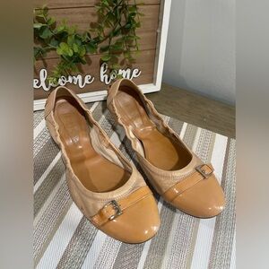 TOD'S LEATHER BALLET FLATS
 sz 40